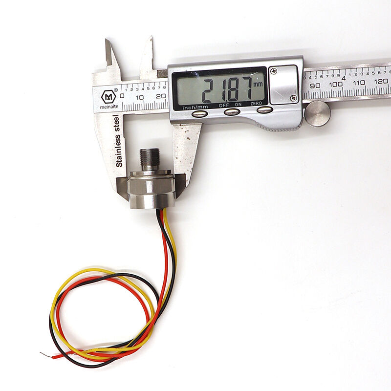 ऑटोमोटिव अनुप्रयोगों के लिए IP68 सुरक्षा और 0.5-4.5V आउटपुट तेल दबाव सेंसर